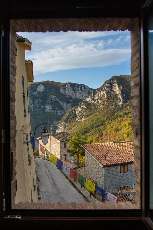 B&B Bivacco Frasassi Climbing & Trail Running House Дженга Екстериор снимка